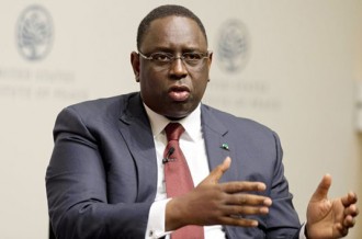 Sénégal : En verve, Macky Sall signe le «décret sur la fin du désordre» dans lÂ’octroi des licences de télévision